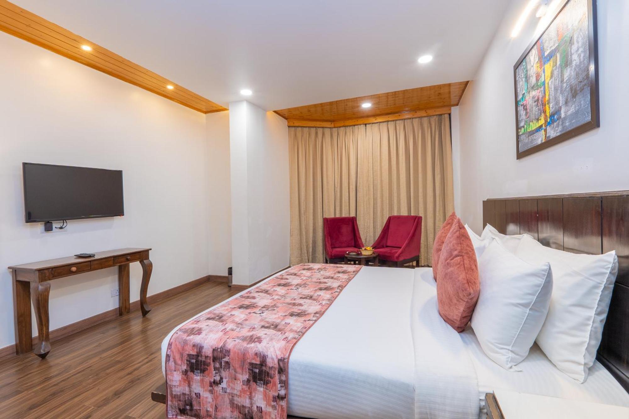 Woodrock Luxury Boutique Hotel Manali  Exterior photo